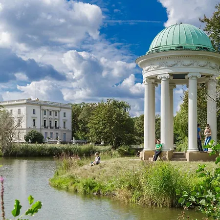 דירה Boho Chic Markkleeberg-leipzig, Familien Apartment, 8 Min Ins Leipziger Zentrum Mit S-bahn, Seenaehe Grosser Tv Mit X Box מרקליברג